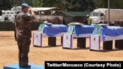 Général Bernard Commis mokambi ya mibale ya mampinga ya ONU na Congo démocratique liboso ya basoda ya Monusco bakufaki na bitumba na Beni, Nord-Kivu, 18 novembre 2018. (Twitter/Monusco)