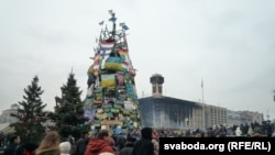 Ukraine - the first day after "victory" at the Maidan in Kyiv, 23Feb2014