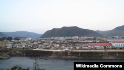 Kota Hyesan, dekat perbatasan Korea Utara dengan China, 18 September 2013 (Foto: Wikimedia Commons).