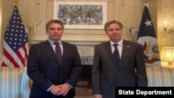 آنتونی بلینکن، وزیر خارجه آمریکا، در دیدار با بابک نمازی (۱۴ اکتبر ۲۰۲۱)