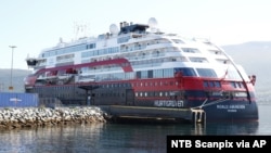 Sedikitnya 41 orang penumpang/awak kapal pesiar MS Roald Amundsen di Tromso, Norwegia terinfeksi Covid-19 (foto: dok).