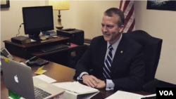 美国国会参议院军事委员会成员丹·沙利文 （来自丹·沙列文官网）