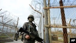 Janubiy Koreya soqchisi