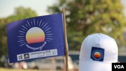 សកម្មជន​គណបក្ស​សង្គ្រោះជាតិ​​ធ្វើការ​ឃោសនា​ក្នុងថ្ងៃទី២។ 