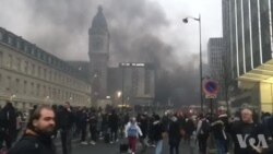 Mobulu na Paris nzinganzinga ya concert ya Fally Ipupa (vidéo)