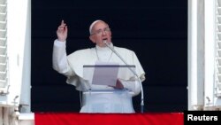 Turkish riot police clash with demonstrators who were protesting against Turkey's policy in Syria, in Istanbul, Turkey, Oct. 7, 2014.