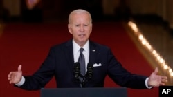 Presiden Joe Biden berbicara tentang serangkaian insiden penembakan massal yang terjadi di AS dalam sebuah konferensi pers di Gedung Putih, Washington, pada 2 Juni 2022. (Foto: AP/Evan Vucci)