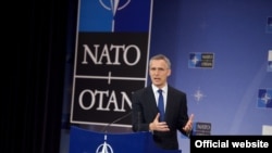 Generalni sekretar Jens Stoltenberg govori na konferenciji za novinare u sjedištu NATO-a u Briselu, 24. maj 2017