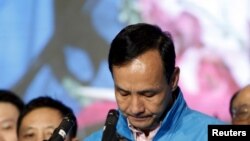 គណបក្ស​វឌ្ឍនភាពប្រជាធិបតេយ្យរបស់​លោកស្រី​ដែលចង់​បាន​ឯករាជ្យ​​បាន​ឈ្នះ​សំឡេង​ភាគច្រើន​នៅក្នុង​ការបោះឆ្នោត​សភាជាលើក​ទីមួយ។ នេះ​ជាការ​វិវត្តន៍​មួយ​ដែល​អាច​មាន​ផល​ប៉ះពាល់​យ៉ាង​ធំ​លើ​គោលនយោបាយ​សេដ្ឋកិច្ច​ និង​គោលនយោបាយ​ដទៃ​ទៀត​ជាមួយ​នឹង​ប្រទេស​ចិន។