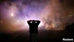 Ferguson après le verdict lundi 24 novembre, 2014,