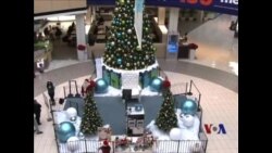 不同族裔圣诞老人在洛杉矶大受欢迎