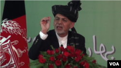 رئیس جمهور از دهاقین پیشتاز خواست که اتحادیه‌ها و انجمن‌ها را تشکیل دهند .