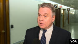 የተወካዮቹ ምክር ቤት አባል ክሪስ ስሚዝ