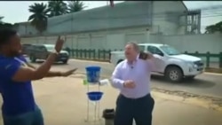 Mike "Nzita" abandi "défi" ya kosukola maboko mpo na COVID19