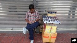 Thailand mobile internet smartphone online