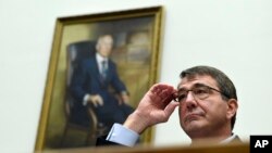 17일 애슈턴 카터 미 국방장관이 하원 군사위원회 청문회에 출석했다.