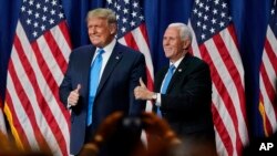 도널드 트럼프 미국 대통령과 마이크 펜스 부통령이 24일 노스캐롤라이나주 샬럿에서 열린 공화당 전당대회에 참석했다.