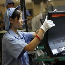 중국 상해에 위치한 전자제품 제조 공장 (자료사진)