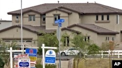 Harga rumah di Amerika naik 10,9 persen secara nasional pada bulan Maret dibandingkan dengan setahun sebelumnya (foto: dok). 