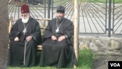 ილია მეორე და მეუფე პეტრე