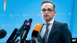Menteri Luar Negeri Jerman Heiko Maas berbicara di Berlin 