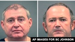 Lev Parnas et Igor Fruman ont été interpellés mercredi soir à l'aéroport international de Washington, munis d'un aller simple pour une destination à l'étranger, a révélé la police fédérale.