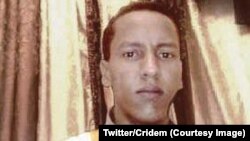 Cheikh Ould Mohamed Ould Mkheitir, bloggeur accusé de blasphème en Mauritanie, 3 février 2017. (Twitter/Cridem.org)