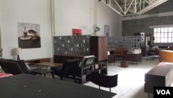 Vietnam is encouraging banks to lend to small businesses, like this furniture store in Ho Chi Minh City. (VOA/Ha Nguyen)