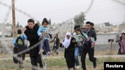 យោង​តាម​ការ​ស្ទាប​ស្ទង់​មតិ ជនជាតិ​ទួកគី​ភាគ​ច្រើន​លើស​លុប​ជំទាស់​​នឹងការ​ធ្វើ​​អន្តរាគមន៍​យោធា​នៅ​​ស៊ីរី ហើយ​ការ​ជំទាស់​បែប​នេះ​កំពុង​តែ​កើន​ឡើង។