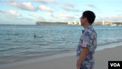 刘云，2022年从塞班偷渡到关岛申请庇护。他第一次偷渡失败，曾在海上漂流13天，几次绝望，最终获救。