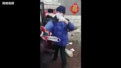 “买菜抓人” “妈啊！妈啊！ 买点菜就犯错误了！” 妇人因路检与执法人员起冲突