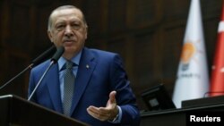 ប្រធានា​ធិបតី​តួកគី Recep Tayyip Erdogan នៅ​តែ​បន្តជំរុញការចោទសួរ​ពាក់ព័ន្ធ​នឹង​ករណីការស្លាប់របស់​អ្នកសារព័ត៌មាន​លោក Jamal Khashoggi។​