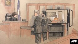 Croquis de la salle d'audience réalisé le 8 juin 2020, qui montre le juge Reding, le procureur Frank et l'avocat de la défense Nelson. Sur l'écran de TV apparait Derek Chauvin à partir d'une prison, lors de son 1er procès à Minneapolis, Minnesota. (Photo: Cédric HOHNSTADT/AFP)