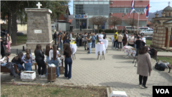 Humanitarna akcija "Doručak sa gimnazijalcima" u Gračanici 10. marta 2025.