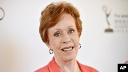 FILE - Actress and comedian Carol Burnett arrives at the Academy of Television Arts and Sciences' An Evening with Carol Burnett at the Leonard H. Goldenson Theatre in Los Angeles, July 22, 2013.