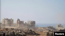 Izraelski vojnici i tenkovi na položajima u Pojasu Gaze, 5. novembra 2023. (Foto: Rojters/IDF)