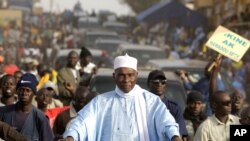 Abdoulaye Wade en campagne dans la banlieue de Dakar, le 22 février 2012