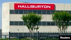 Kantor perusahaan Halliburton di Houston, Texas (foto: dok). Halliburton berusaha membeli Baker Hughes Inc.