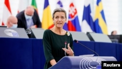 欧委会执行副主席玛格丽特·维斯塔格在法国斯特拉斯堡欧洲议会辩论欧盟与台湾政治关系与合作问题时发表讲话。（2021年10月19日）