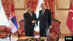 Predsednik Vlade Srbije Ivica Dačić i premijer Turske Redžep Tajip Erdogan prilikom jednog od ranijih susreta