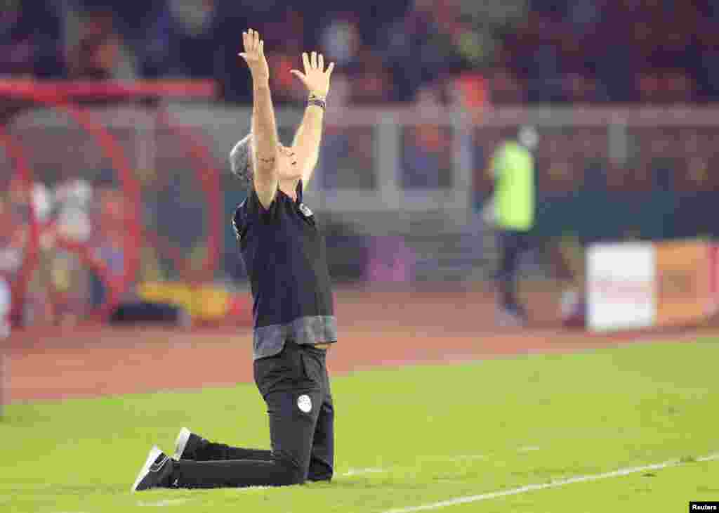 Egypt coach Carlos Queiroz reacts, Feb. 3, 2022.