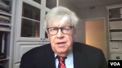  اولی هاینونن، معاون پیشین مدیرکل آژانس بین المللی انرژی اتمی
