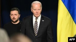 Јасно е дека ако биде реизбран претседателот Бајден, надежите на Путин нема да се остварат, рече помошникот на државниот секретар на САД за европски и евроазиски прашања во интервју за Гласот на Америка