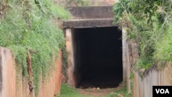 Late Ugandan strongman Idi Amin built the pictured chamber on the grounds of Buganda Lubiri Palace to store weapons and ammunition, but it was later used for torture. The chamber is now part of a guided tour. (H. Athumani for VOA)