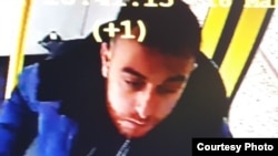 تجمع ایرانیان در کلگری، کانادا، برای حمایت از معترضان داخل ایران - یکشنبه ۳ مهر 