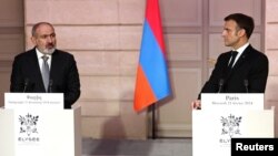Nikol Paşinyan və Emmanuel Makron Parisdə fevralın 21-də baş tutan birgə mətbuat konfransında
