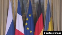 우크라이나를 둘러싼 긴장 상황 해소를 위해 러시아와 우크라이나, 독일, 프랑스 고위 당국자들이 10일 독일 베를린에 모여 논의했다.