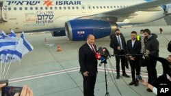ისრაელის პრემიერი ნაფტალი ბენეტი ბაჰრეინში გამგზავრების წინ 