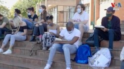 និស្សិត​នៅ​ប្រទេស​អាហ្វ្រិក​ខាងត្បូង​ប្រឆាំង​នឹង​ការ​តម្រូវ​ឲ្យ​ចាក់​វ៉ាក់សាំង​កូវីដ១៩