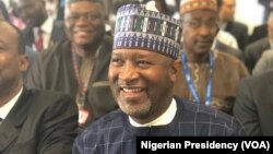 Ministan sufurin jiragen sama Hadi Sirika